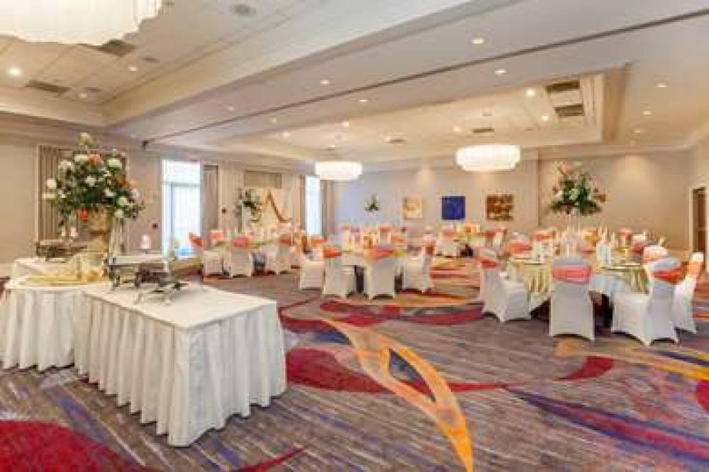 DoubleTree By Hilton Atlanta-Airport 10