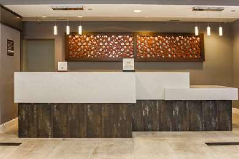 DoubleTree By Hilton Atlanta-Airport 2