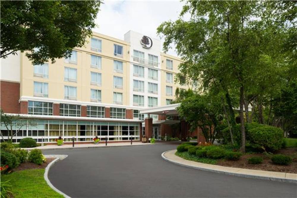 DoubleTree By Hilton Boston Bayside 5