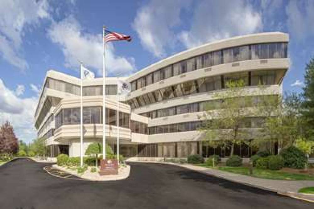 Doubletree By Hilton Boston Rockl
