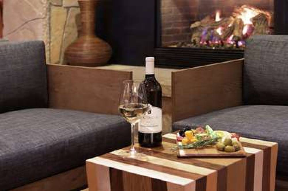 DoubleTree By Hilton Breckenridge 8