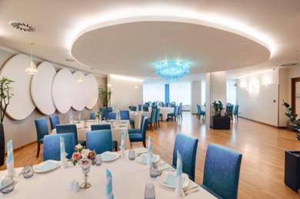 DOUBLETREE BY HILTON CLUJ  CITY PL 8