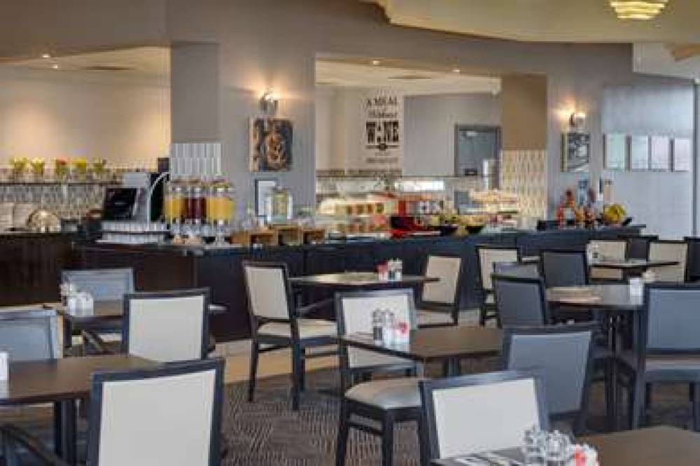 DOUBLETREE BY HILTON DARTFORD BRIDG 9