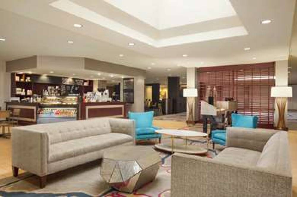 DoubleTree By Hilton DFW Airport North 4