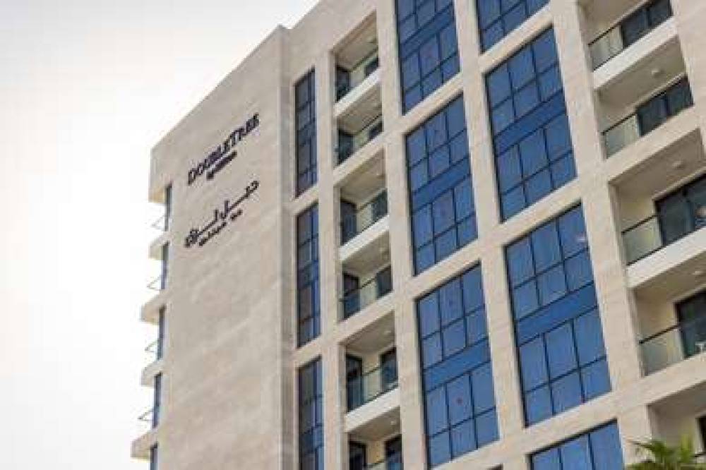 DOUBLETREE BY HILTON DOHA DOWNTOWN 3