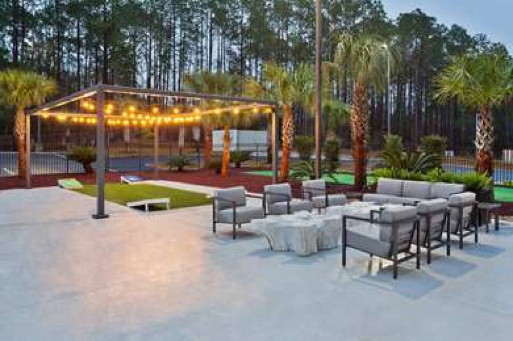 DOUBLETREE BY HILTON DOTHAN 4