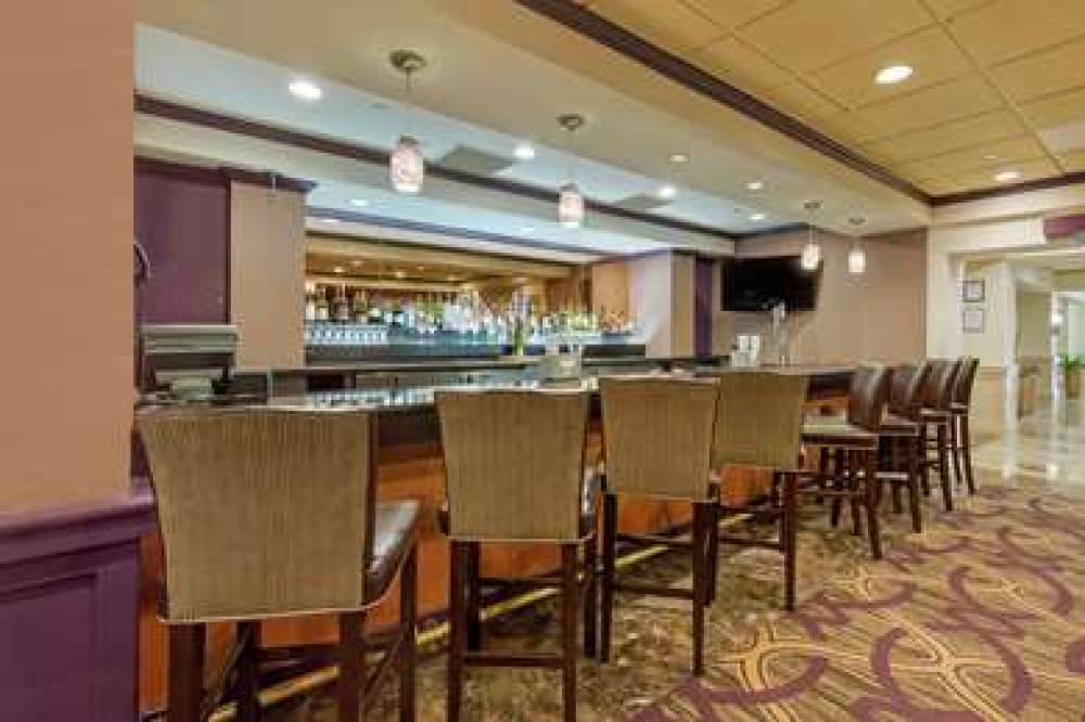 DoubleTree By Hilton Downtown Wilmington - Legal  4