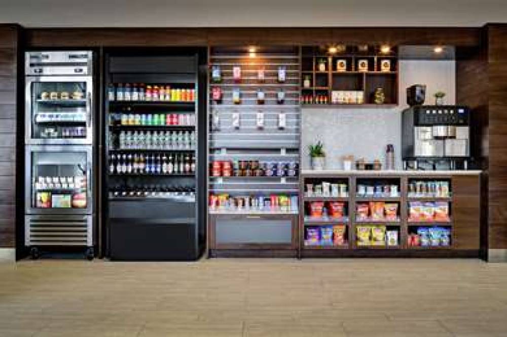 DOUBLETREE BY HILTON FAIRFIELD 3