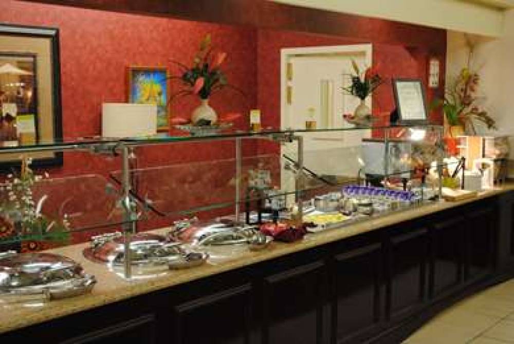 DoubleTree By Hilton Fayetteville 8