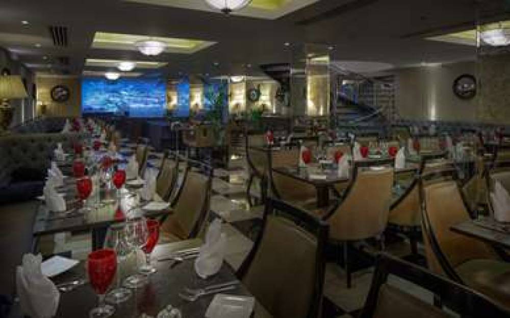 DOUBLETREE BY HILTON GREENWICH 7