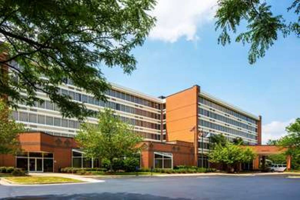 DOUBLETREE BY HILTON HOTEL LARGO/WA 1