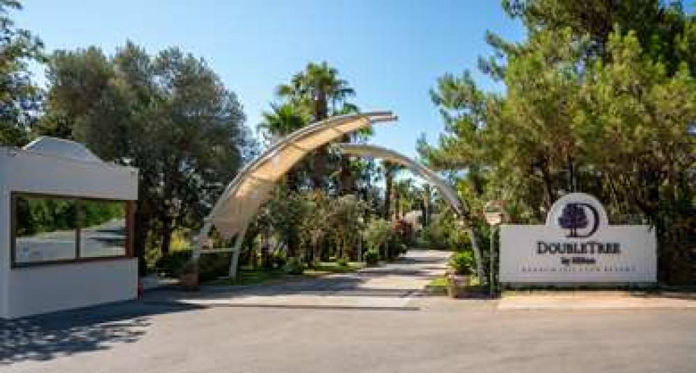 DOUBLETREE BY HILTON ISIL CLUB 5