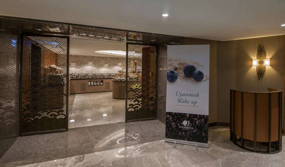 DOUBLETREE BY HILTON ISTANBUL - SIR 4