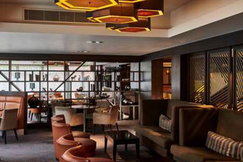 DOUBLETREE BY HILTON LONDON EALING 5