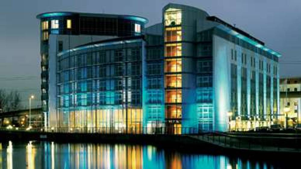 DoubleTree By Hilton London Excel 4