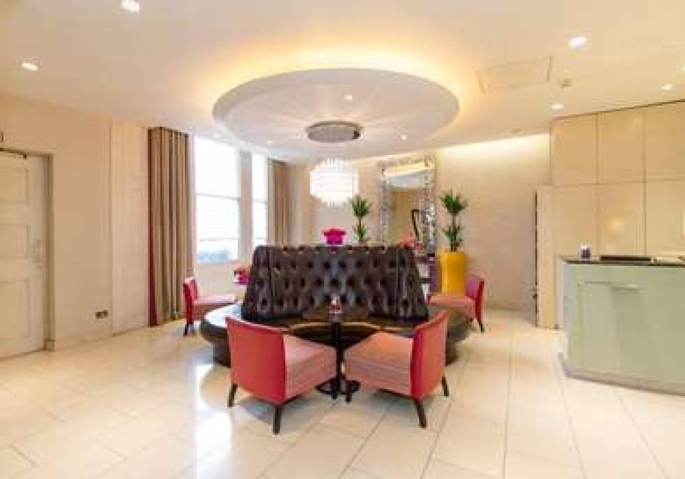 DOUBLETREE BY HILTON LONDON - MARBL 5