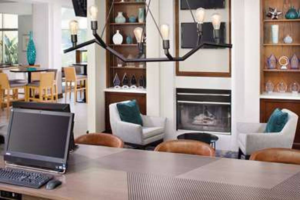 DoubleTree By Hilton Los Angeles - Commerce 5