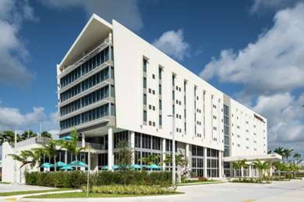 DOUBLETREE BY HILTON MIAMI DORAL 6
