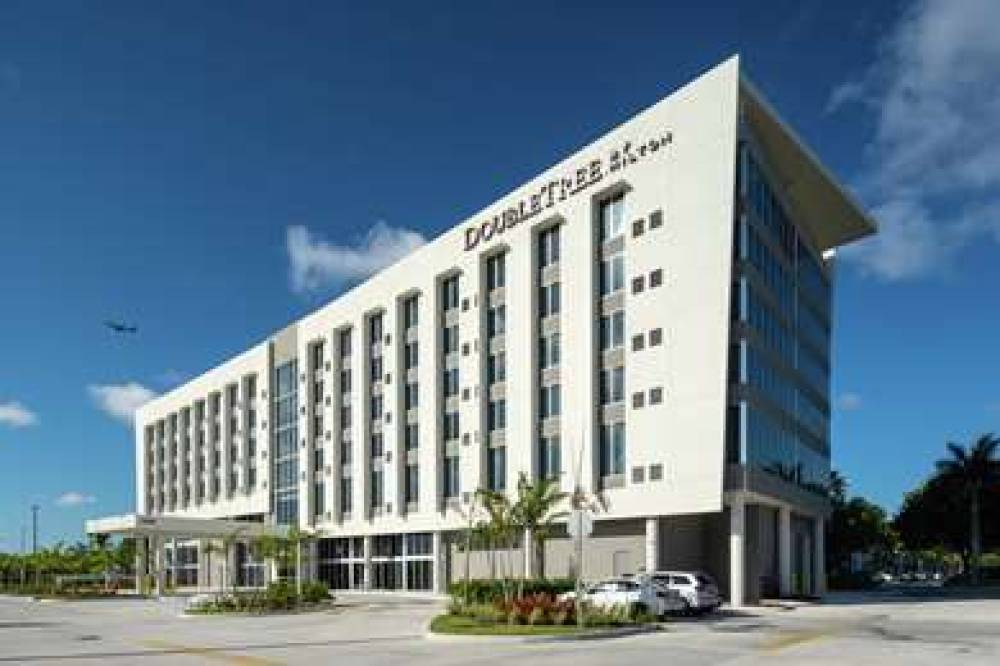 DOUBLETREE BY HILTON MIAMI DORAL 2
