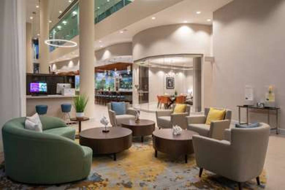 DOUBLETREE BY HILTON MIAMI DORAL 4