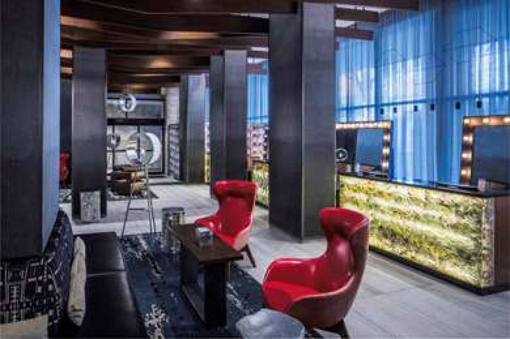 DoubleTree By Hilton New York Times Square West 7