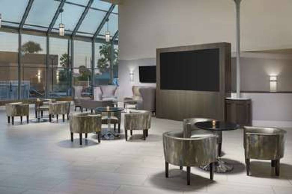 DoubleTree By Hilton Orlando Airport 7