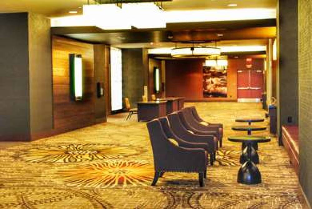 DOUBLETREE BY HILTON READING 4