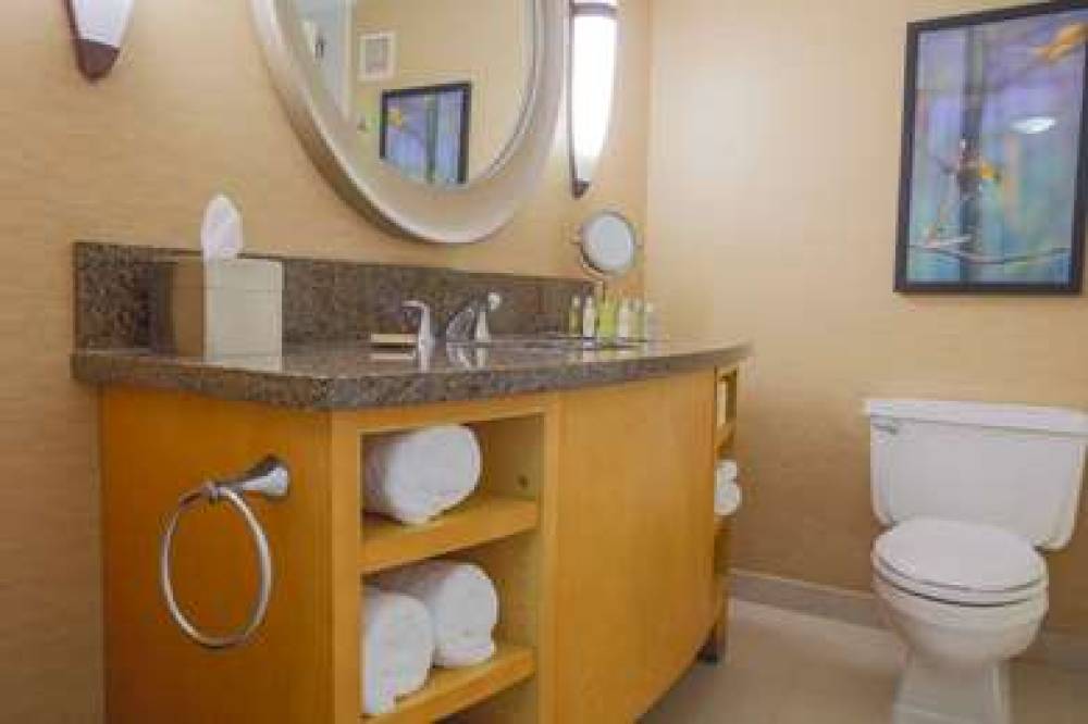DoubleTree By Hilton Rochester 10