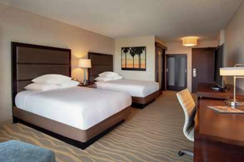 DoubleTree By Hilton San Diego Mission Valley 4