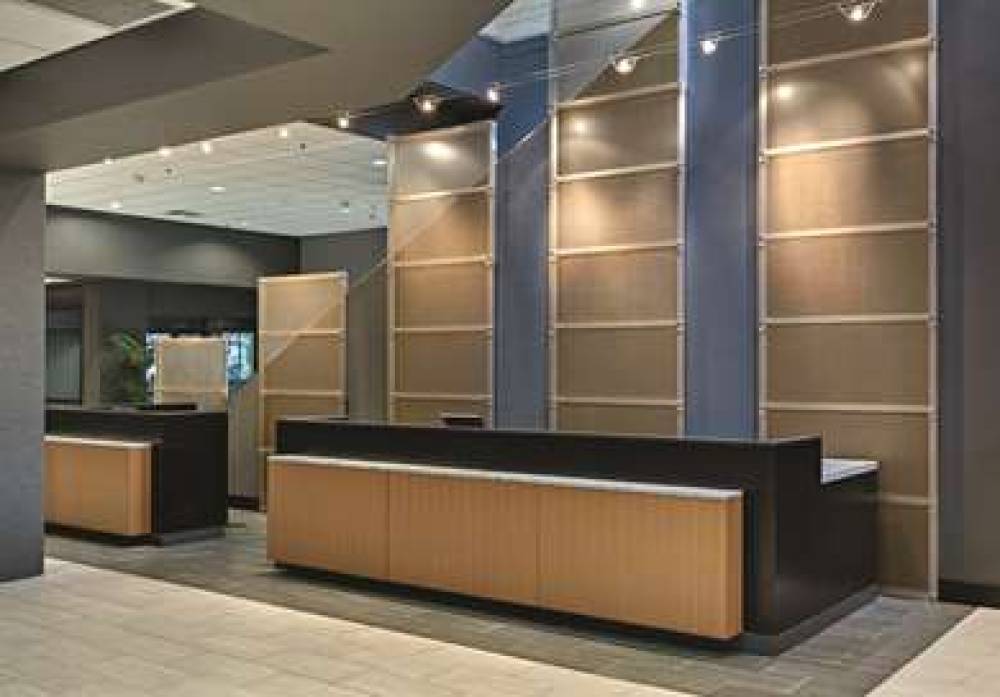 DoubleTree By Hilton St Paul Downtown 7