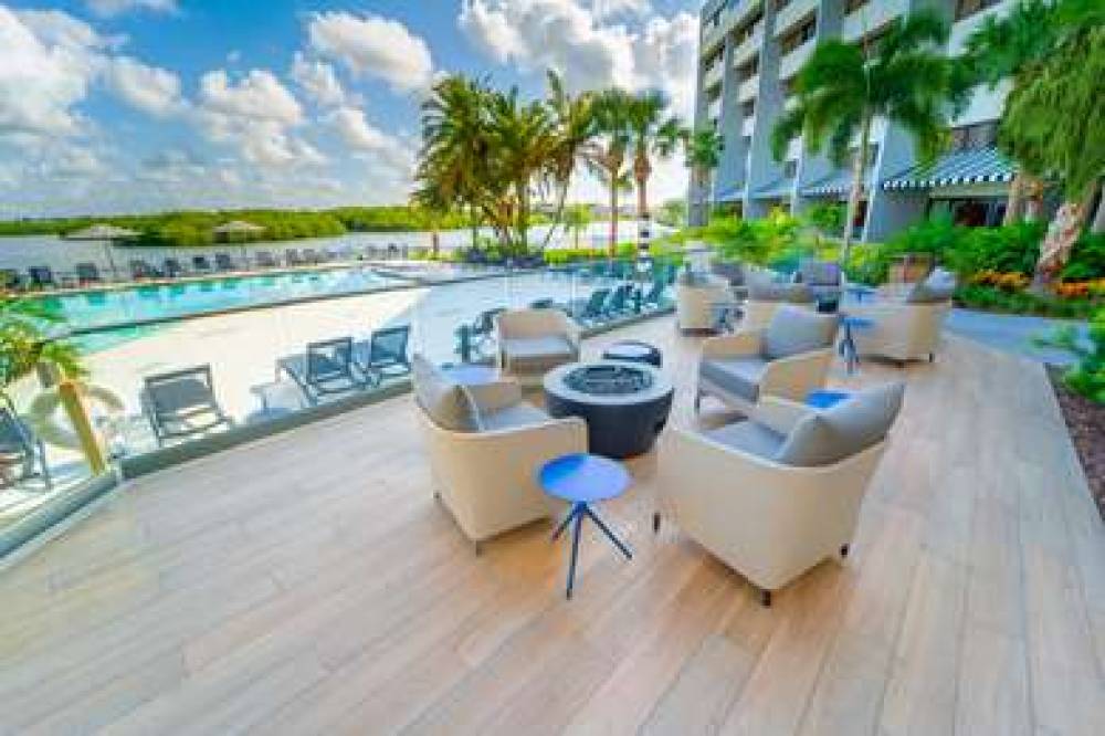 DoubleTree By Hilton Tampa Rocky Point Waterfront 3