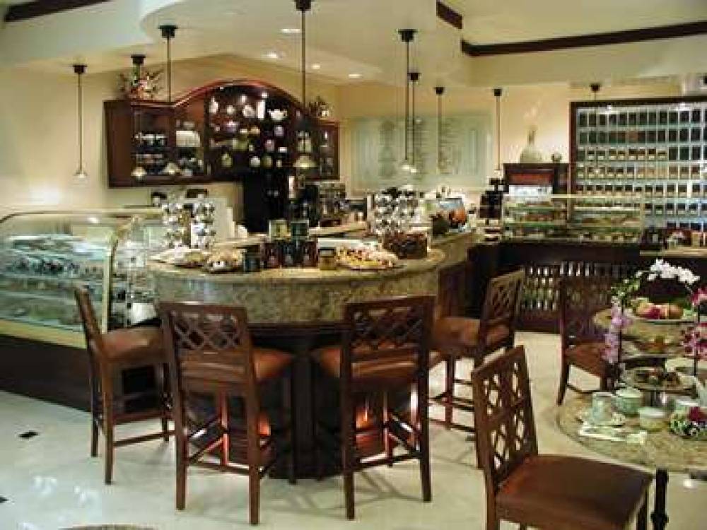DoubleTree By Hilton Torrance - South Bay 9
