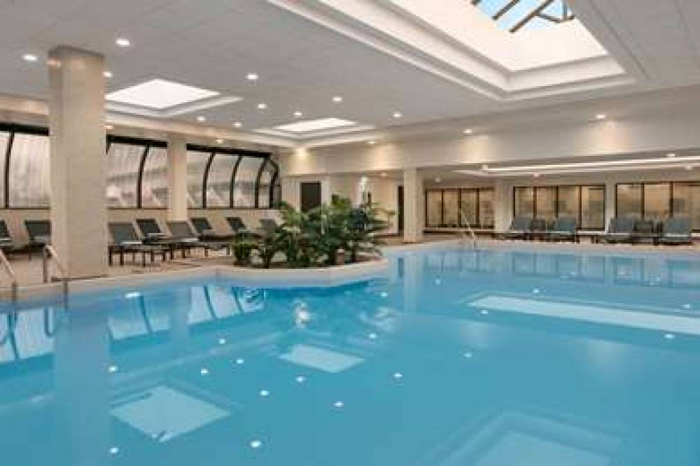 DOUBLETREE BY HLTN CANTON DOWNTOWN 6
