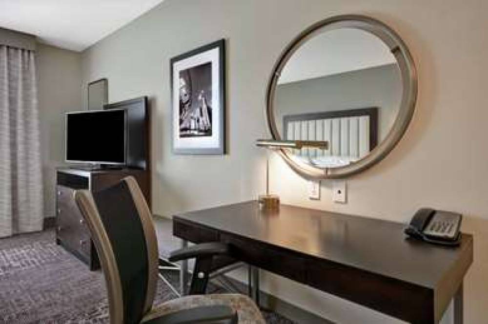 DOUBLETREE CHICAGO MIDWAY AIRPORT 6