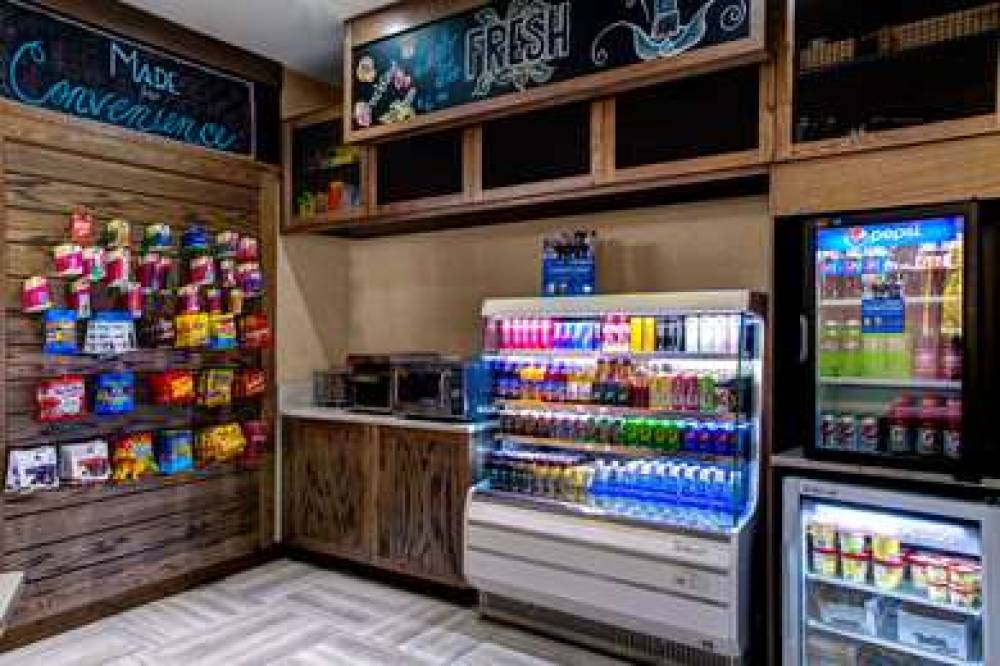 DOUBLETREE DFW SOUTH 8
