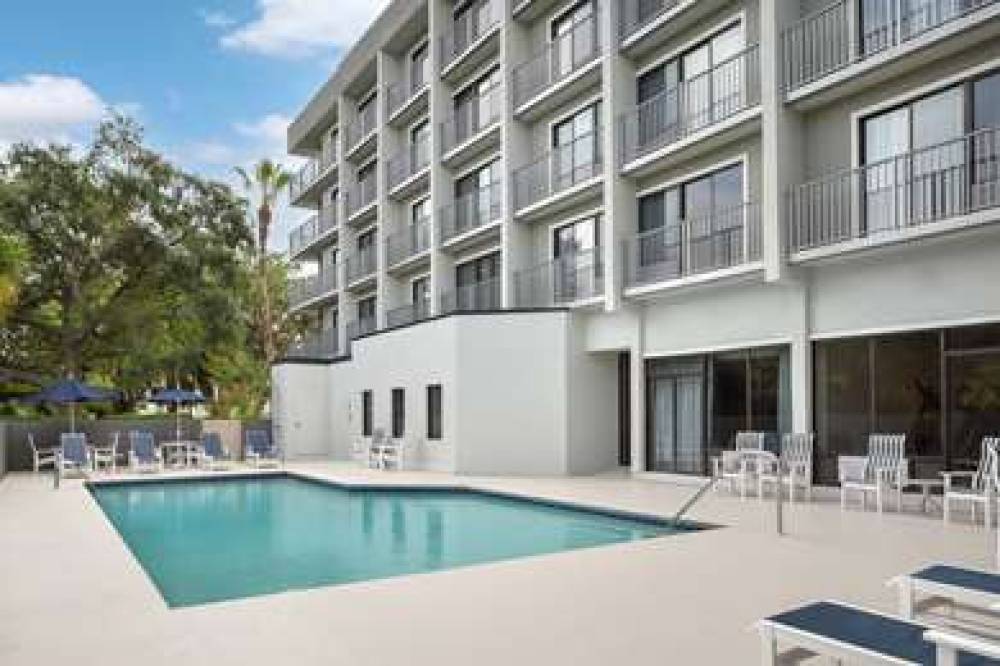 DOUBLETREE HILTON HEAD ISLAND 2