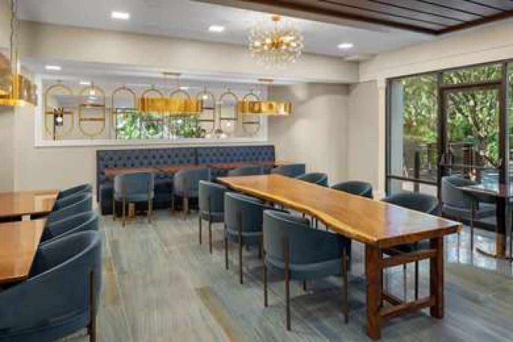 DOUBLETREE HILTON HEAD ISLAND 1