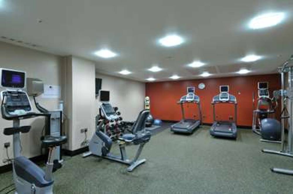 DOUBLETREE HILTON LONDON WEST END 10