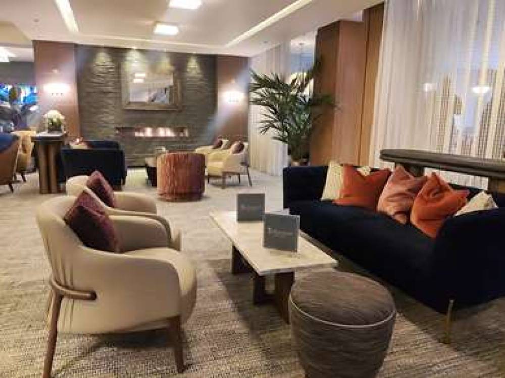 DOUBLETREE HILTON LONDON WEST END 9