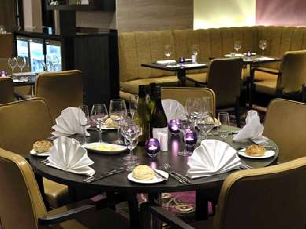DOUBLETREE HILTON LONDON WEST END 8