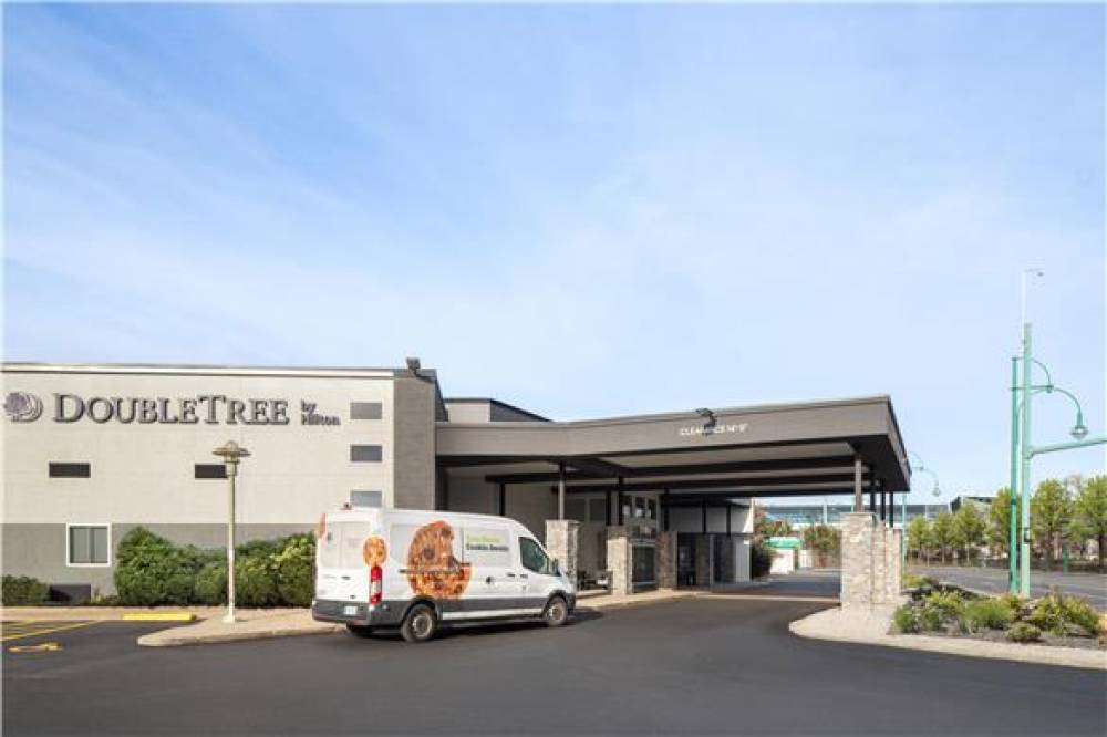DOUBLETREE HLTN PVD AIRPORT WARWICK 3