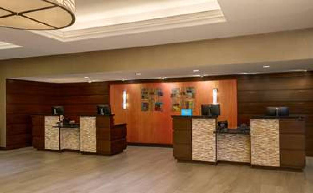 DOUBLETREE MINNEAPOLIS AIRPORT 4