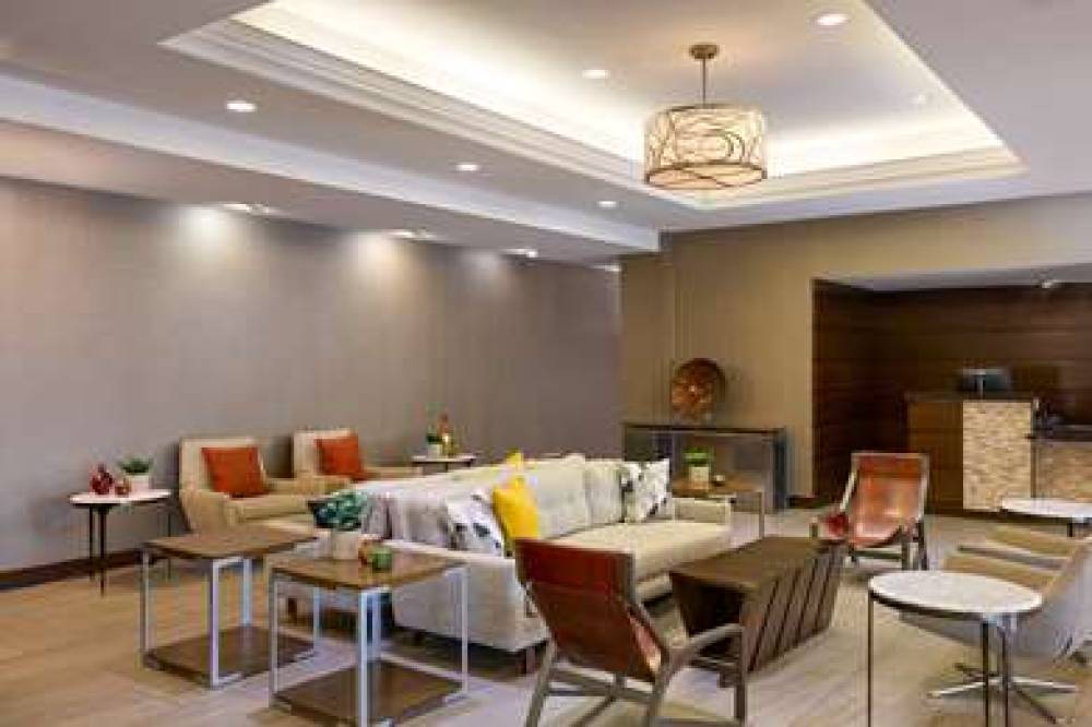 DOUBLETREE MINNEAPOLIS AIRPORT 5