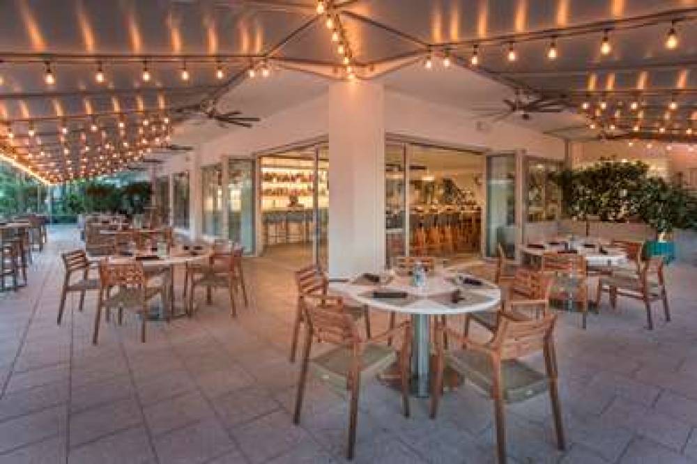 DoubleTree Resort By Hilton Hollywood Beach 9