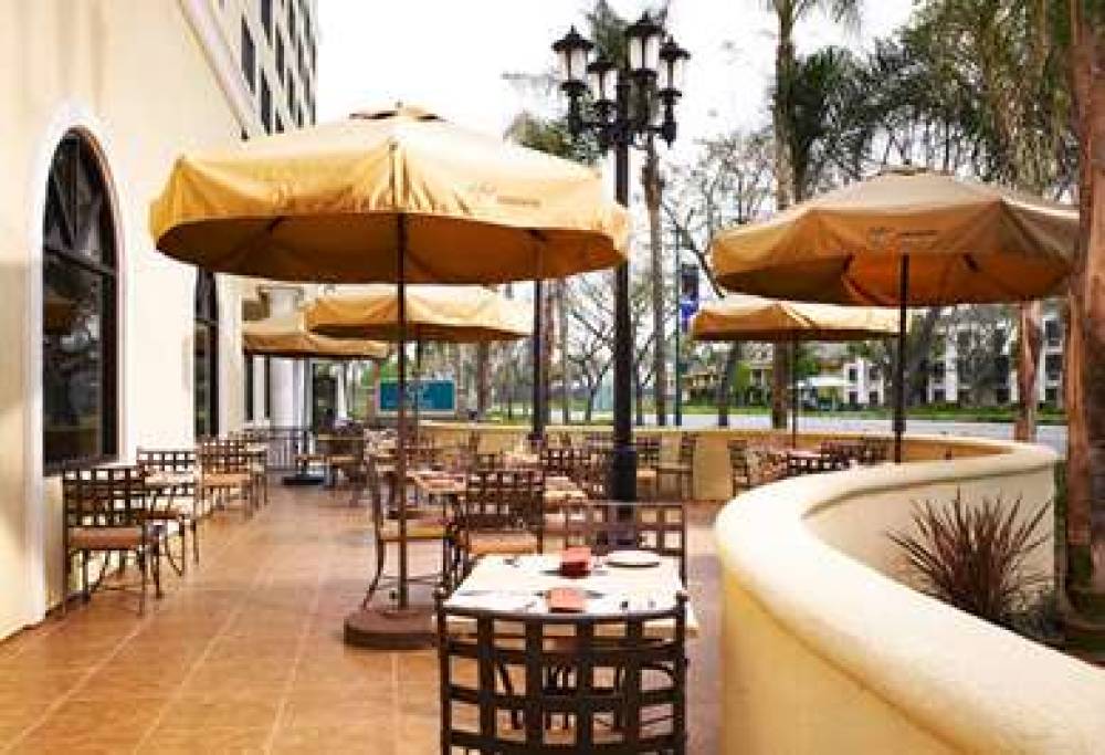 DoubleTree Suites By Hilton Anaheim Resort-Conven 9