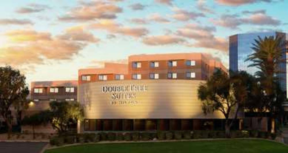 Doubletree Suites By Hilton Phoenix