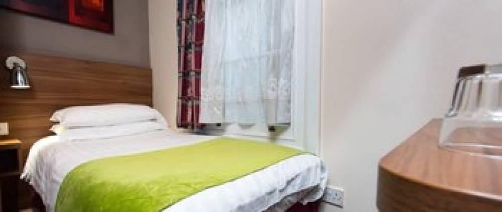 DOVER HOTEL 5