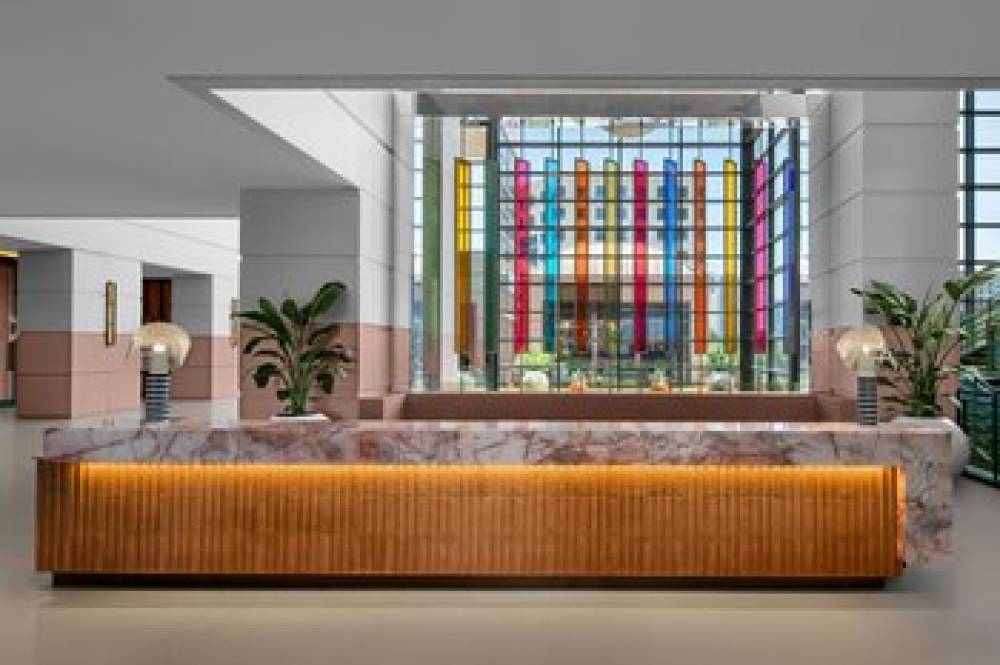 Downright Austin, A Renaissance Hotel 8