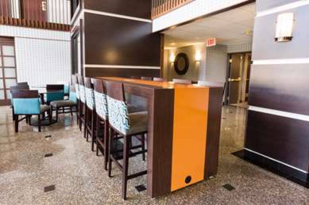Drury Inn And Suites Greensboro 5