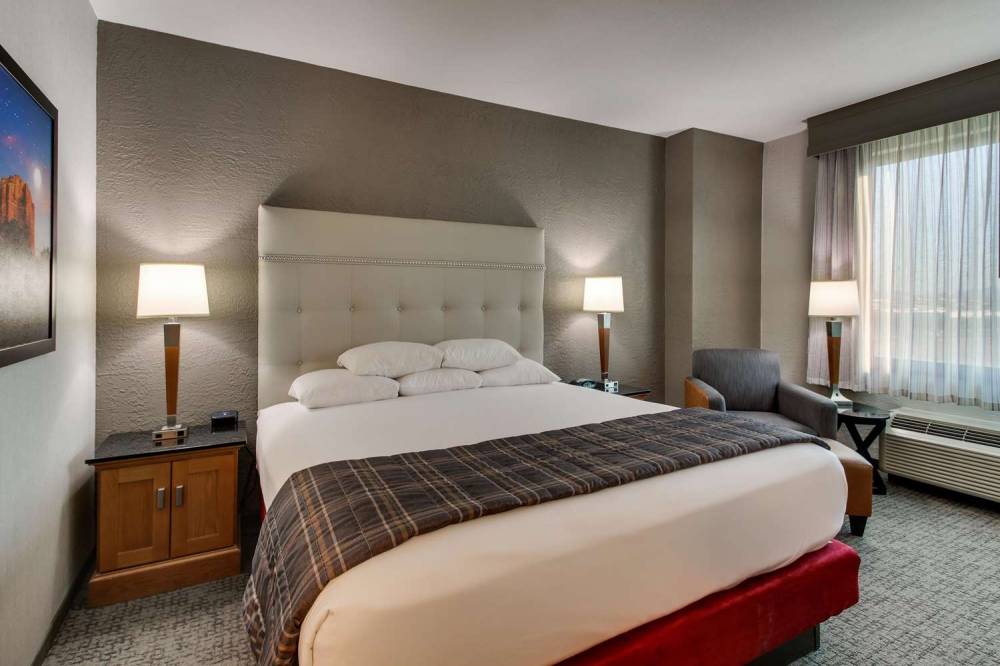 Drury Inn And Suites Phoenix Happy Valley 4